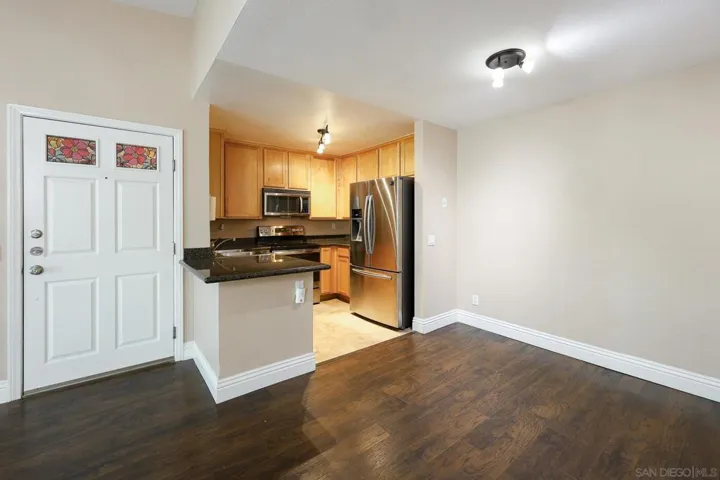 2275 Del Mar Way 306, Corona, California 92882