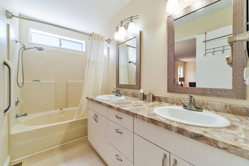 44703DeCoronadoDrive,Indio-28