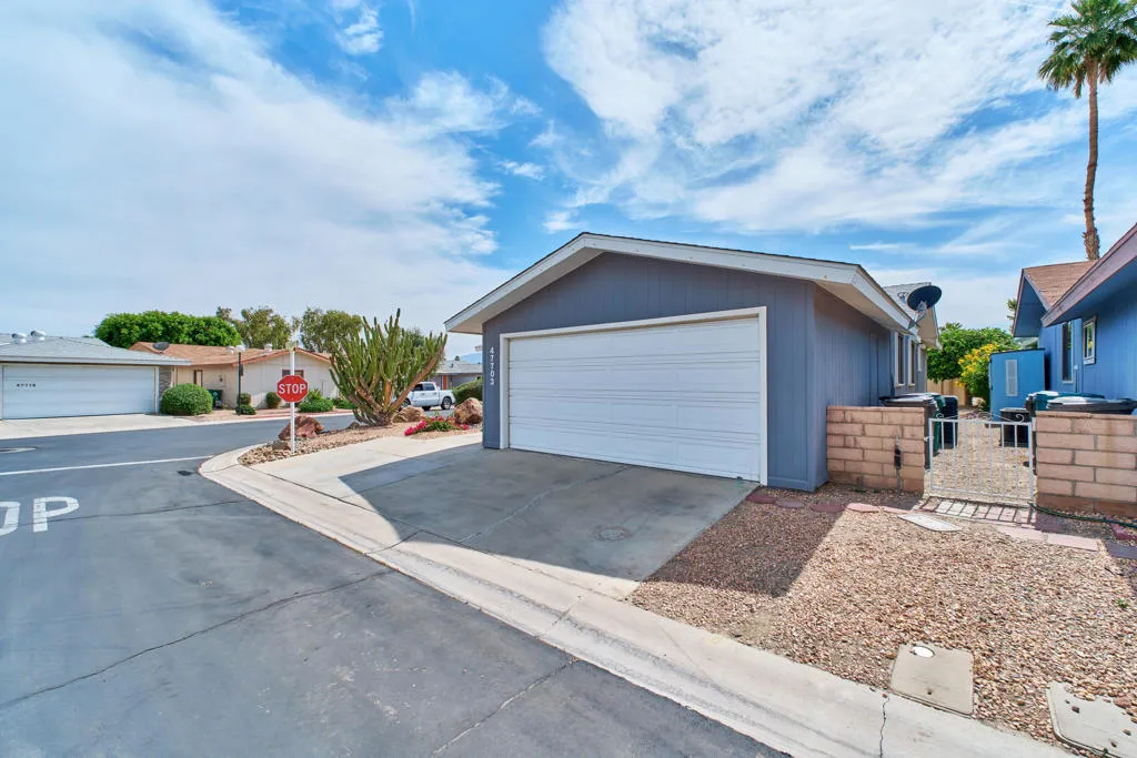44703DeCoronadoDrive,Indio-34