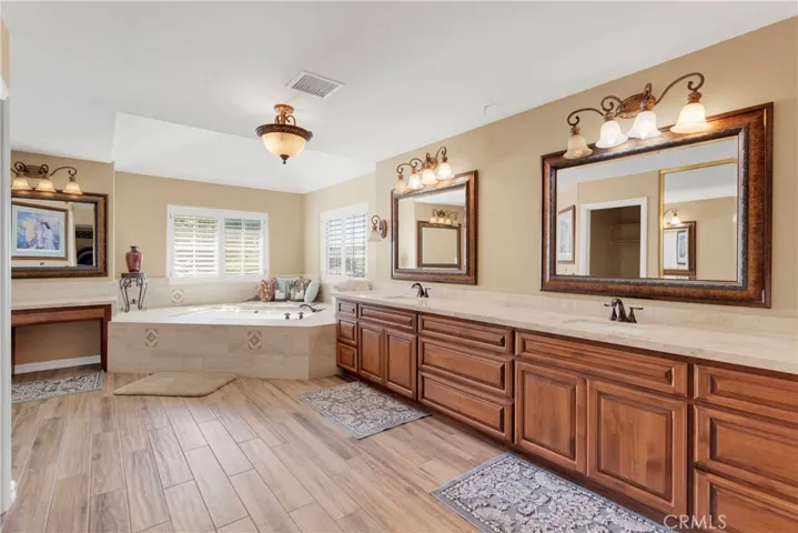 13880 Driftwood Drive, Victorville, California 92395
