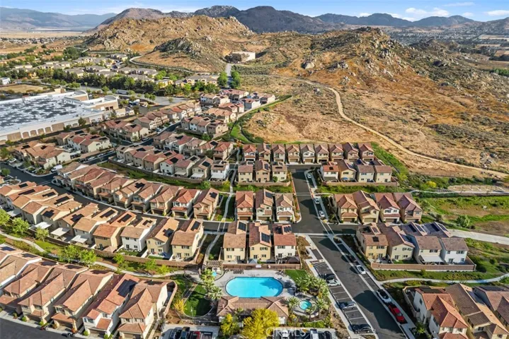 27482 Basalt, Moreno Valley, California 92555
