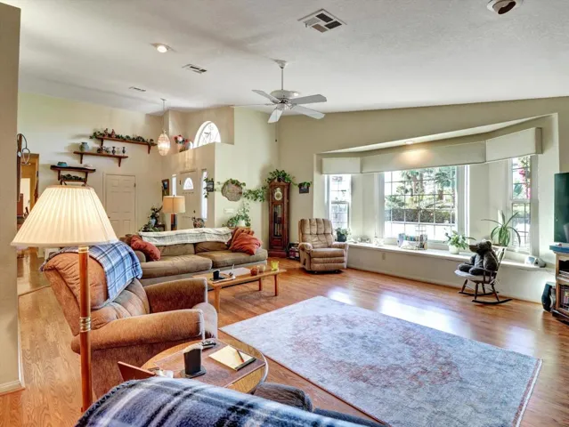 19-64660 Picard Ct-19