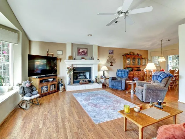13-64660 Picard Ct-13