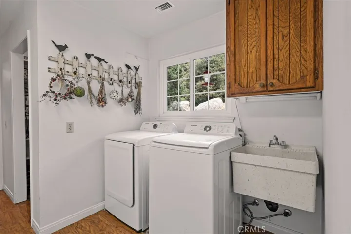 Laundry with sink