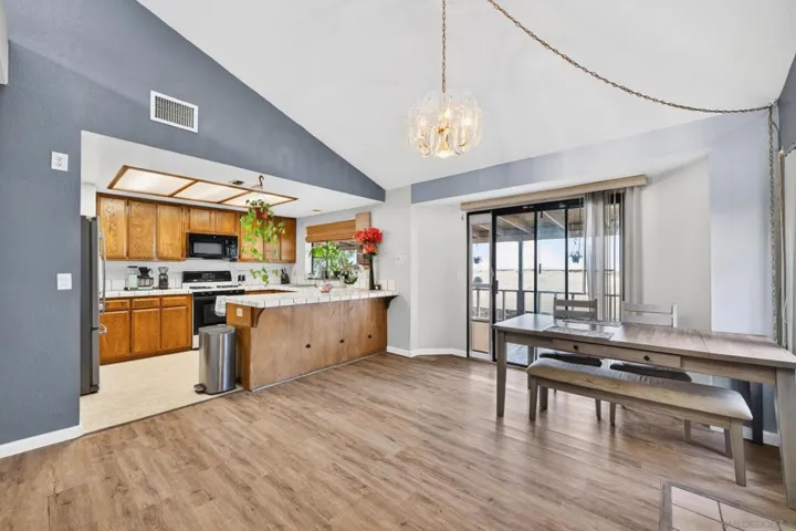 8529 Snow White, El Cajon, California 92021