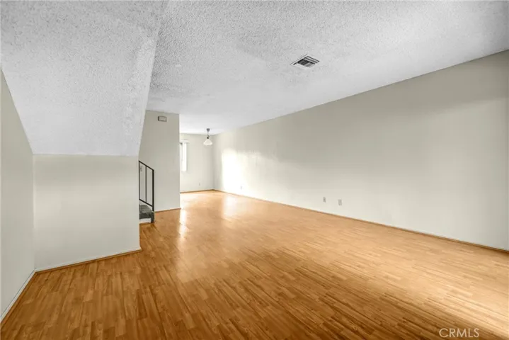 1836 N Allen, Pasadena, California 91104