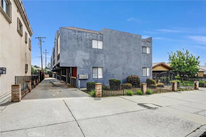 1836 N Allen, Pasadena, California 91104