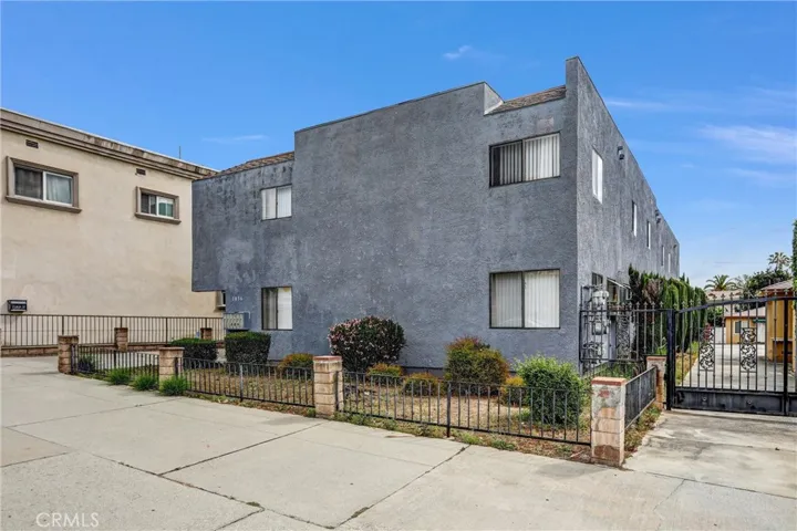 1836 N Allen, Pasadena, California 91104