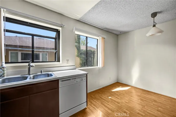 1836 N Allen, Pasadena, California 91104