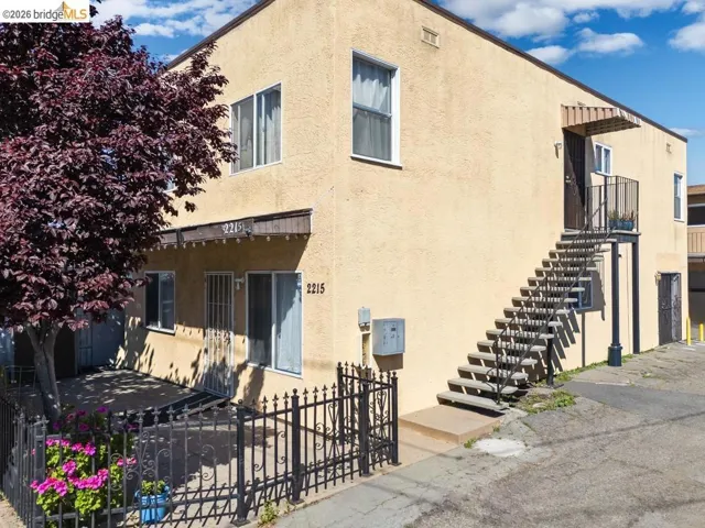 2215 Dover Ave, San Pablo, California 94806