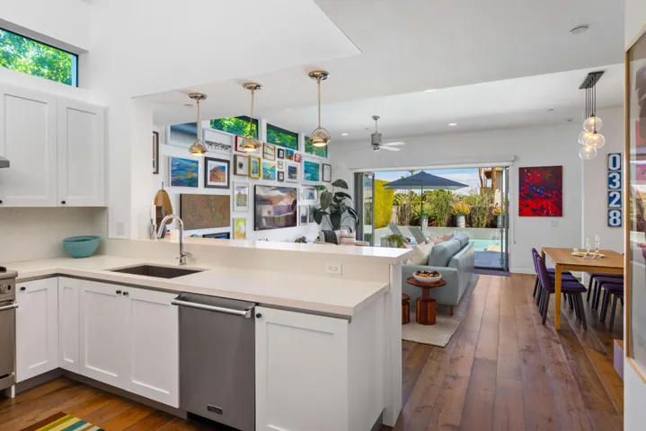 1000 Surrey Lane-22