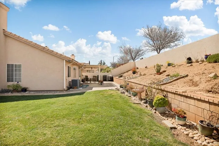 Large spacious yard