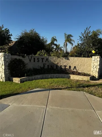 12103 Vista Montana, Bakersfield, California 93306