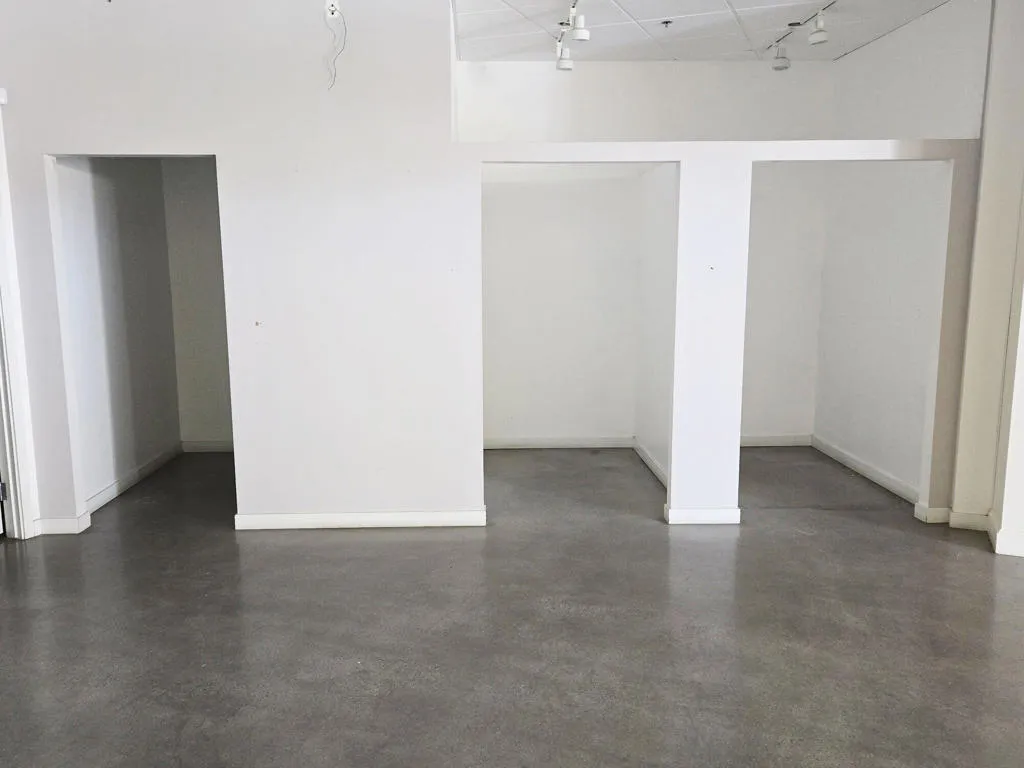 Former Dressing Rooms Ste 4 Former Dressing Rooms Ste 4