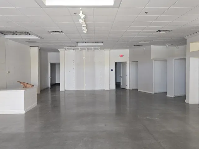 Interior Ste 4