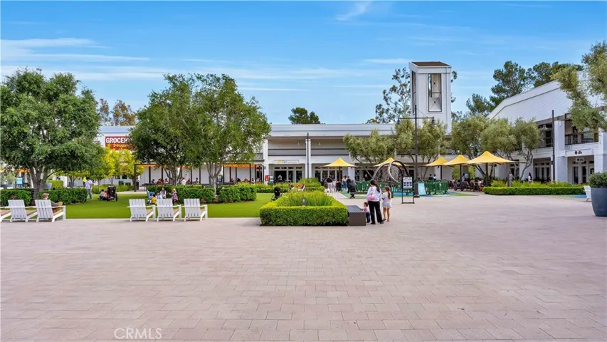 65 Pinewood 33, Irvine, California 92604
