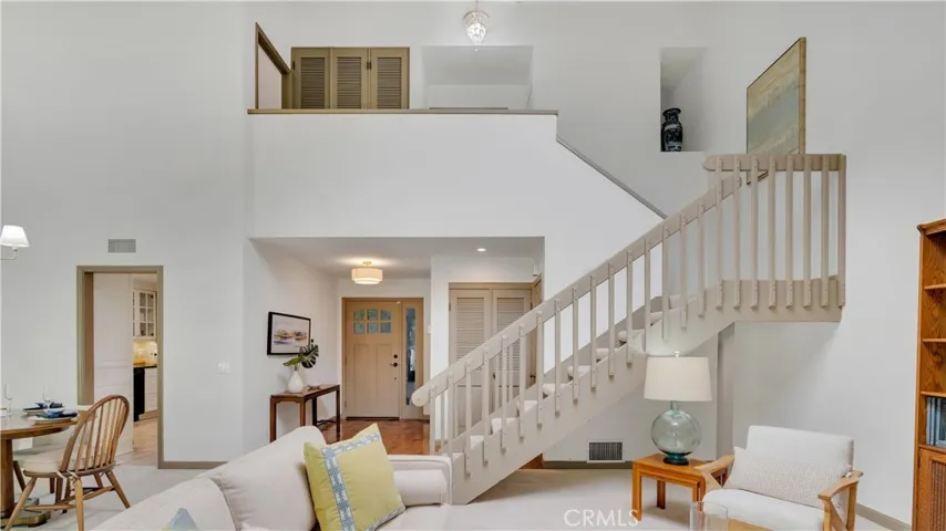 2 story ceilings