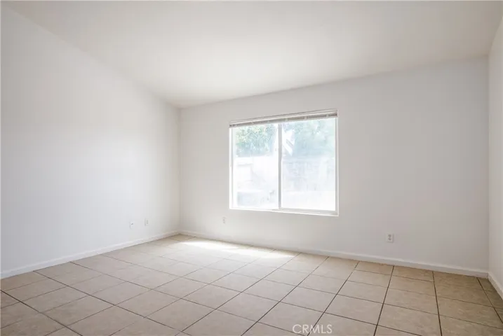 2658 N Drake, Merced, California 95348