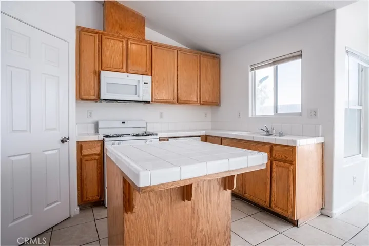 2658 N Drake, Merced, California 95348
