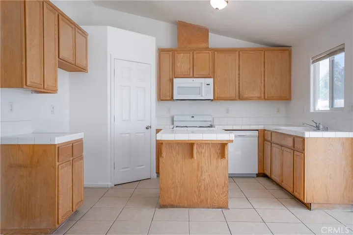 2658 N Drake, Merced, California 95348