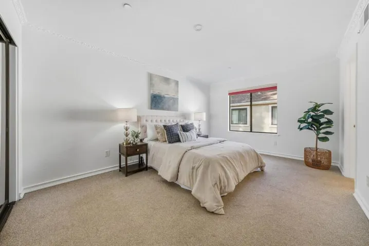 994 La Mesa Terrace F, Sunnyvale, California 94086