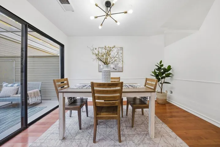 994 La Mesa Terrace F, Sunnyvale, California 94086