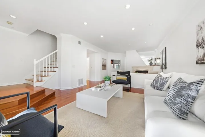 994 La Mesa Terrace F, Sunnyvale, California 94086