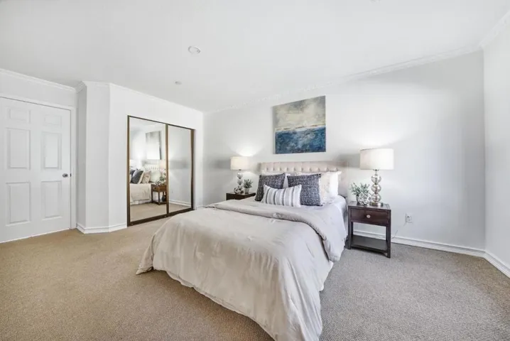 994 La Mesa Terrace F, Sunnyvale, California 94086