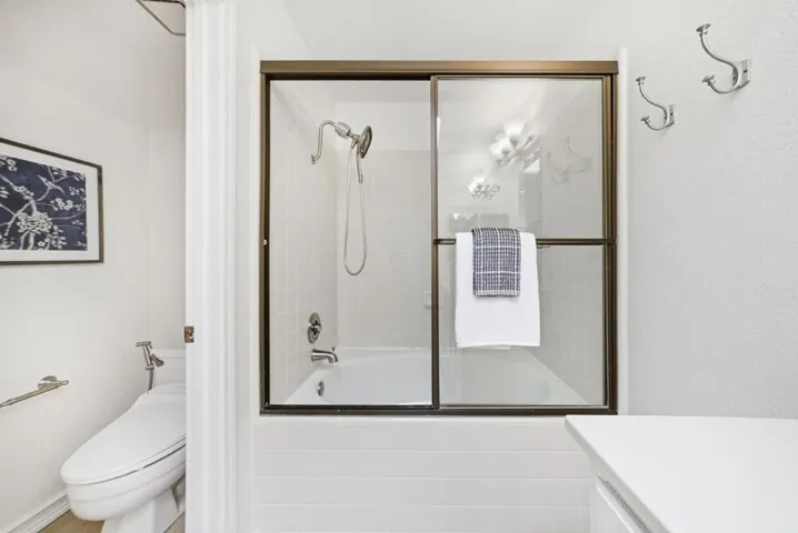994 La Mesa Terrace F, Sunnyvale, California 94086