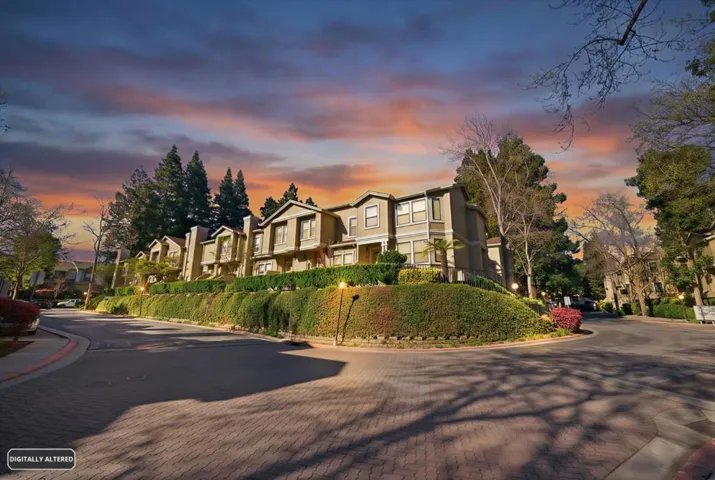 994 La Mesa Terrace F, Sunnyvale, California 94086