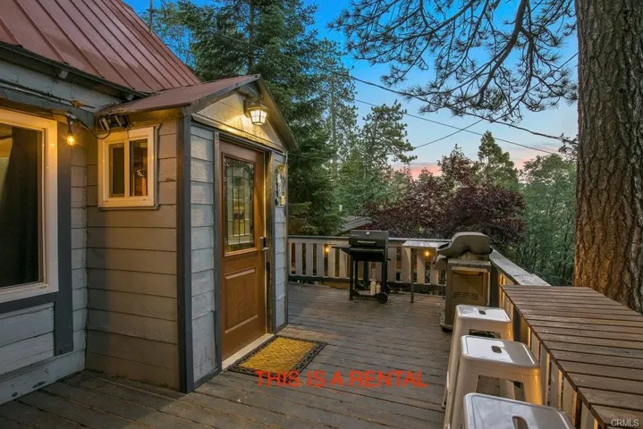 23882 Springwater, Crestline, California 92325