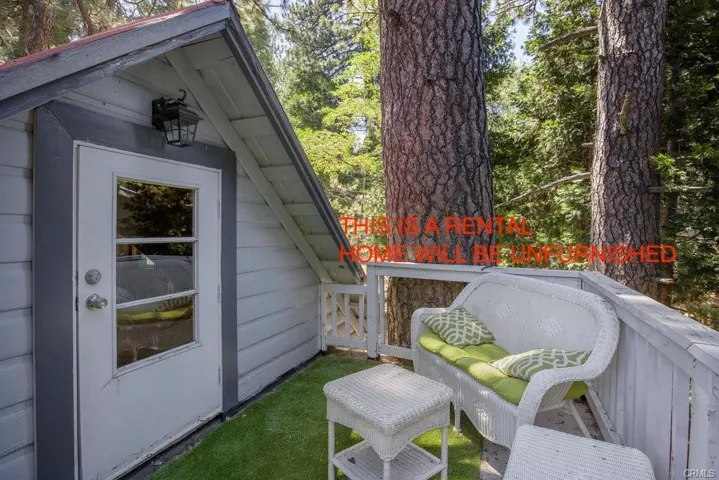23882 Springwater, Crestline, California 92325