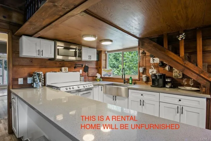 23882 Springwater, Crestline, California 92325
