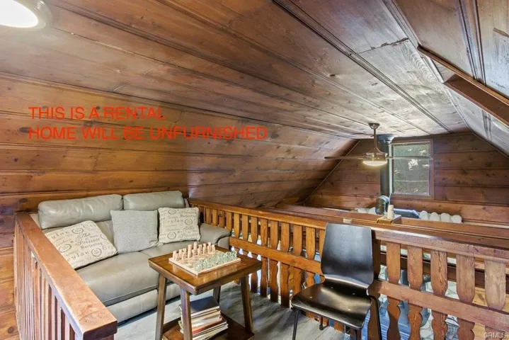 23882 Springwater, Crestline, California 92325