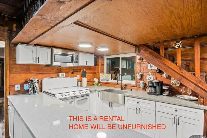 23882 Springwater, Crestline, California 92325