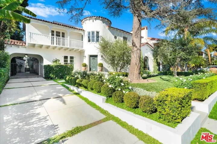 329 S Roxbury Drive, Beverly Hills, California 90212