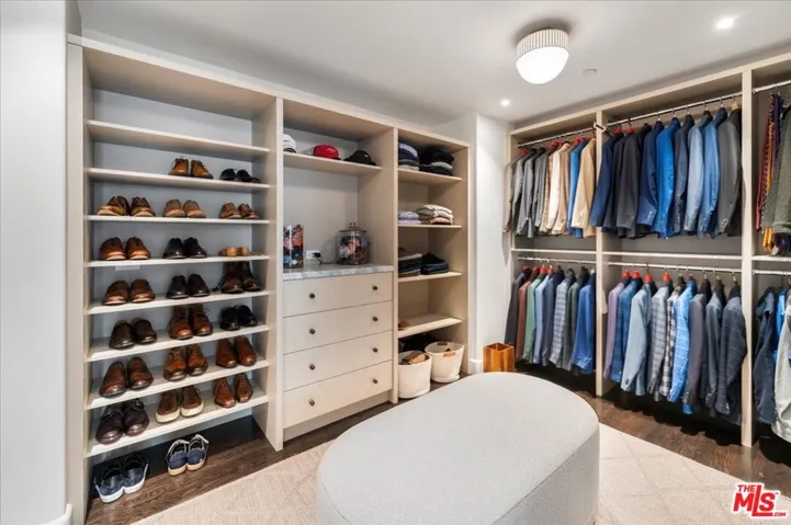 329 S Roxbury Drive, Beverly Hills, California 90212