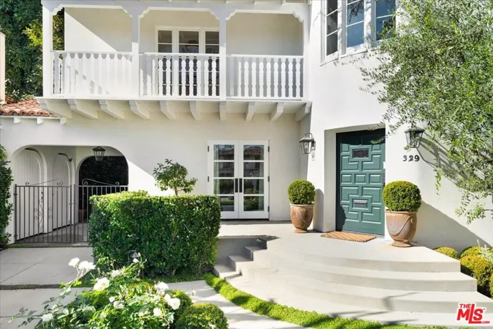 329 S Roxbury Drive, Beverly Hills, California 90212