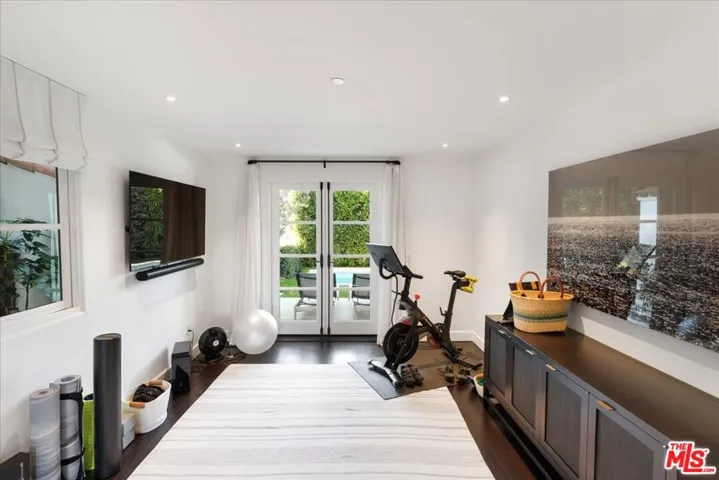 329 S Roxbury Drive, Beverly Hills, California 90212