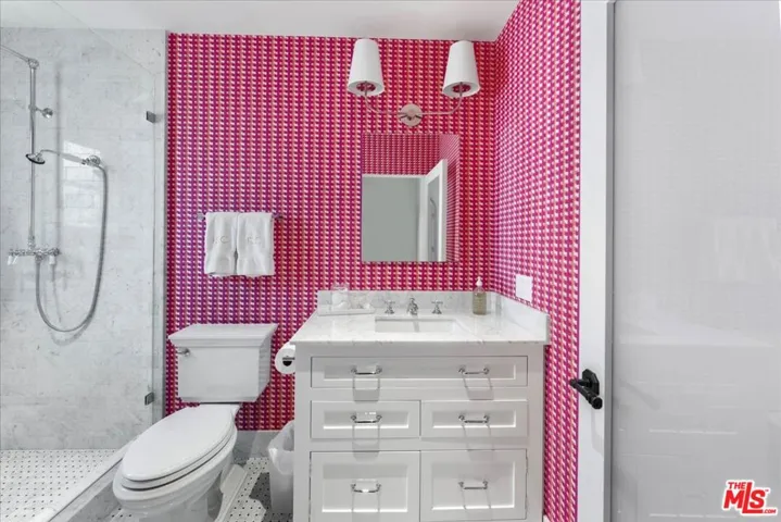329 S Roxbury Drive, Beverly Hills, California 90212