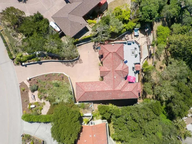 17 Kite Hill Road, Santa Cruz, California 95060
