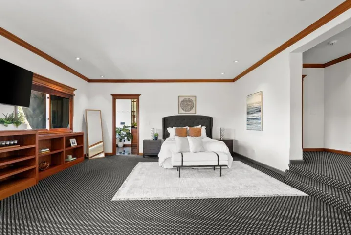 17 Kite Hill Road, Santa Cruz, California 95060