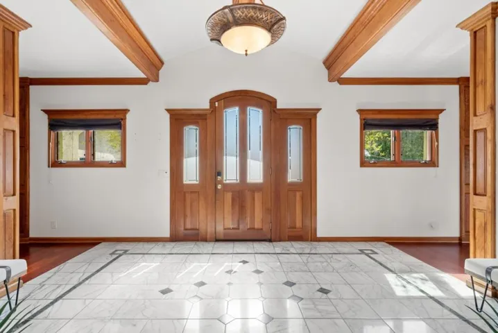 17 Kite Hill Road, Santa Cruz, California 95060