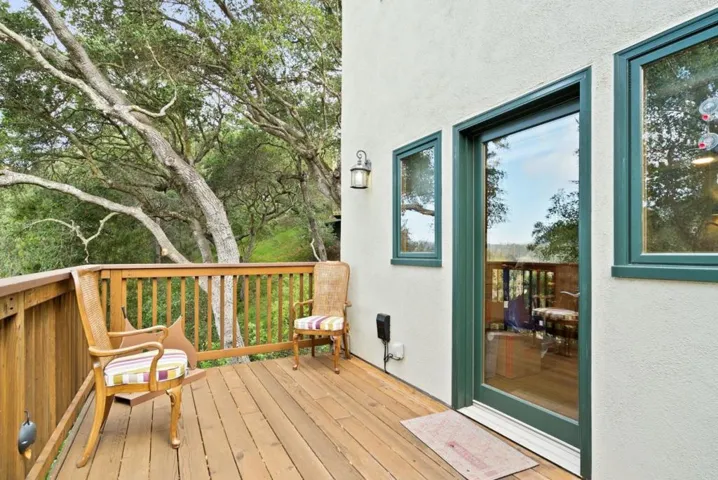 17 Kite Hill Road, Santa Cruz, California 95060