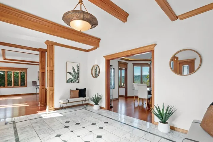 17 Kite Hill Road, Santa Cruz, California 95060