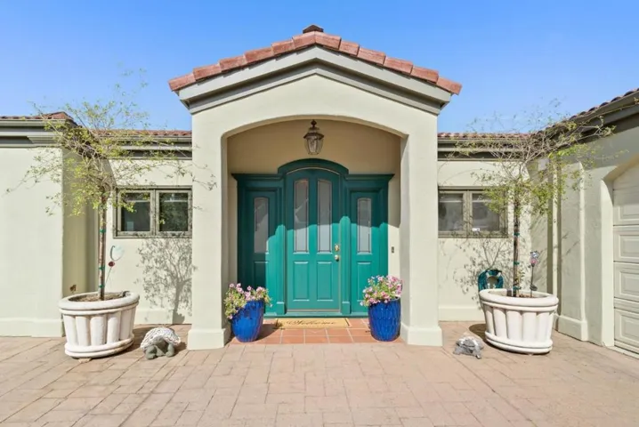 17 Kite Hill Road, Santa Cruz, California 95060