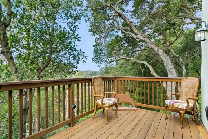 17 Kite Hill Road, Santa Cruz, California 95060
