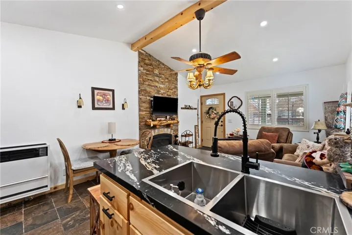 318 Los Angeles, Big Bear, California 92386