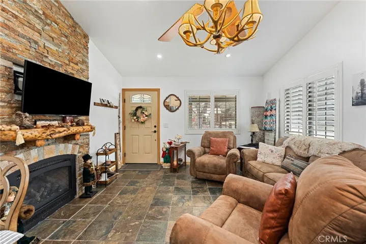 318 Los Angeles, Big Bear, California 92386