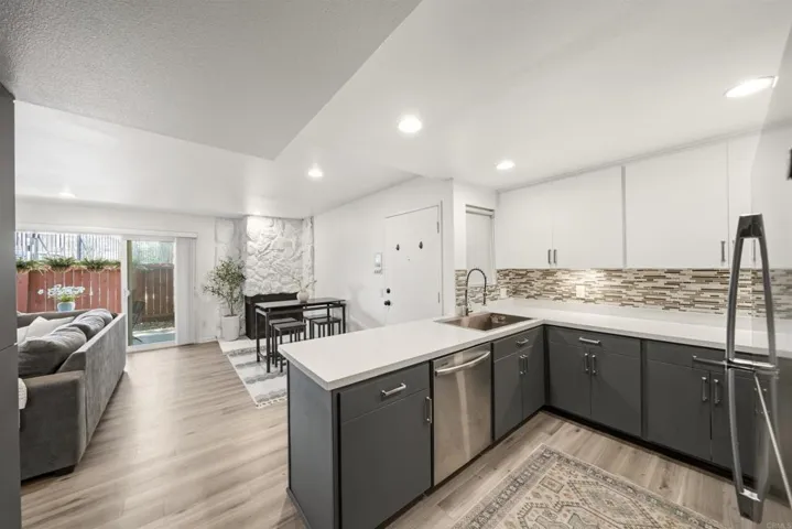 475 N Midway Drive 117, Escondido, California 92027
